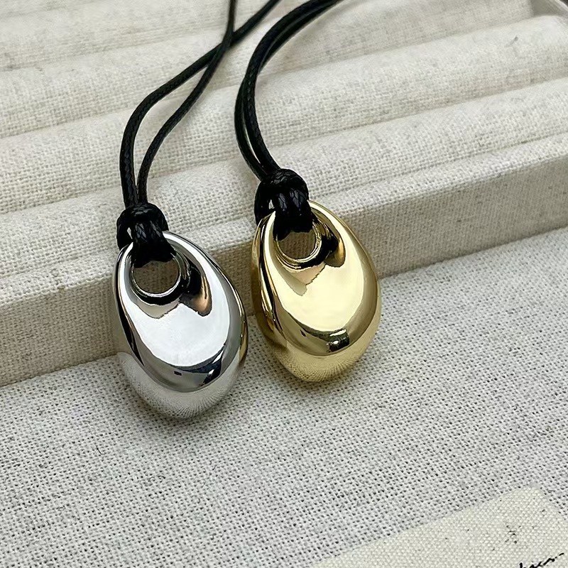Korean Black Skin Rope Silver  - Mens Fashion Trends 2026 리뷰 및 가격